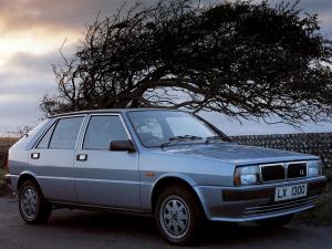 Lancia Delta LX